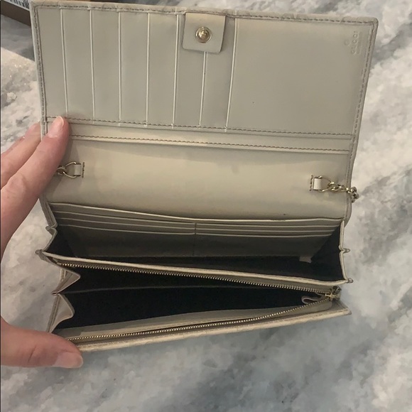 Gucci Wallet On A Chain - Picture 4 of 6